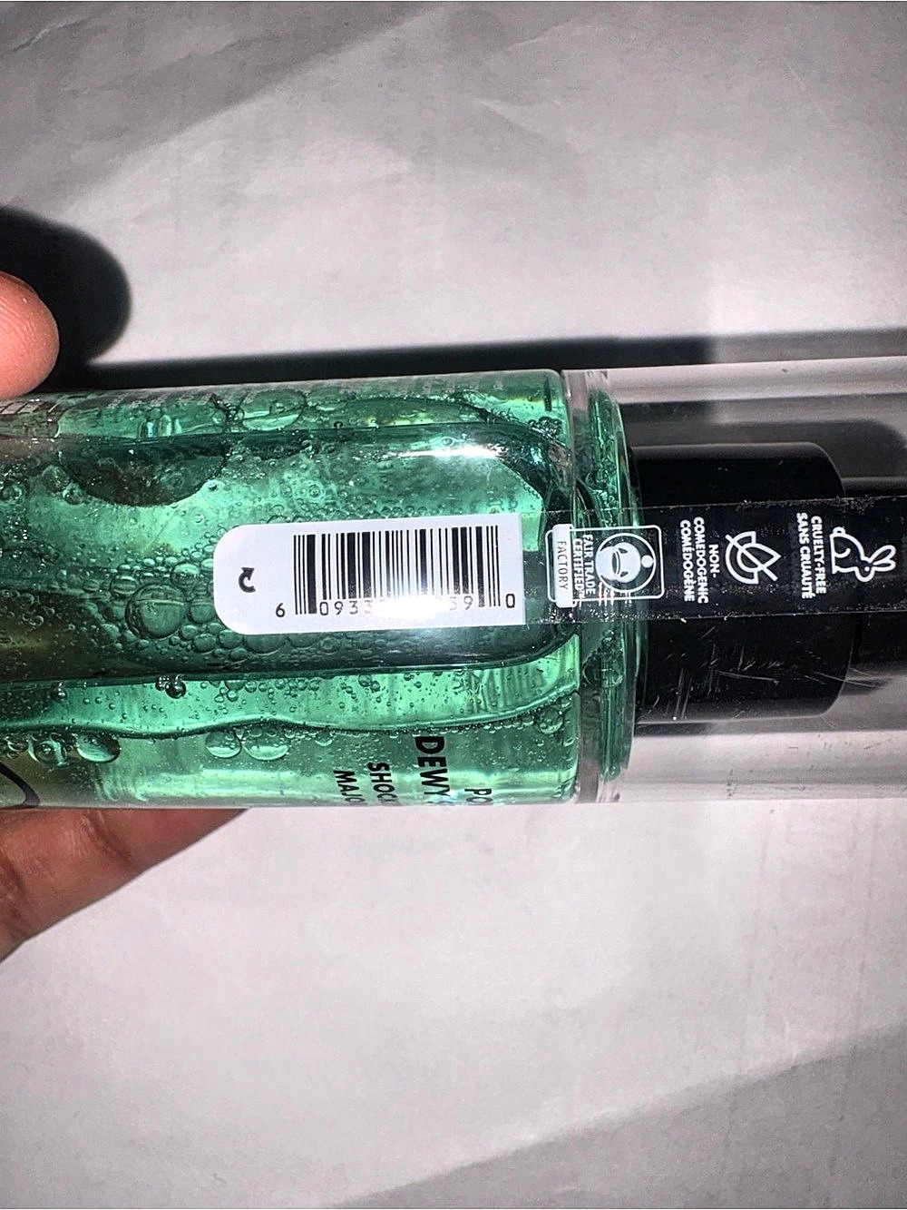 e.l.f. Power Grip Dewy Setting Spray - Picture 2 of 2